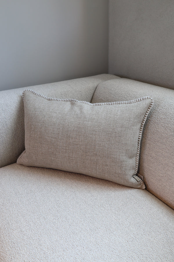Kussen 'Anton Sand Ivory' - Omar Antwerp - 40x60cm