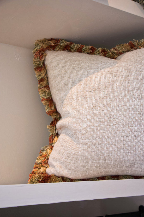 Kussen 'Ralph with Marabou' - Omar Antwerp - 50x50cm