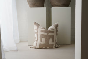 Kussen "Vic" - Omar Antwerp